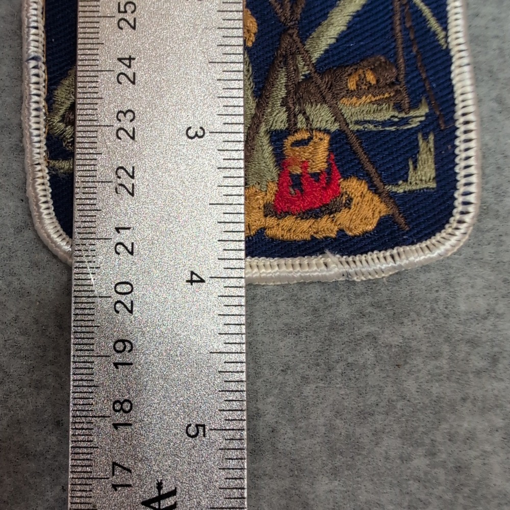 Creek District 53rd Camporee 1977 Scout Patch Vintage Embroidered Badge - Picture 3 of 3